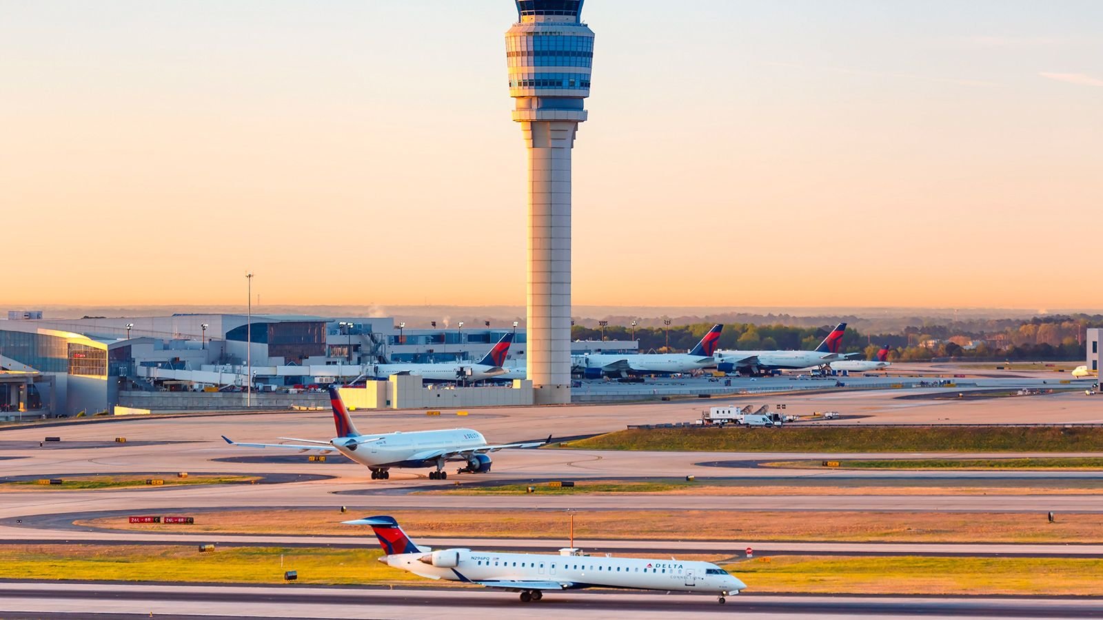 220425131234-06-hartsfield-jackson-busiest-airport 220425131234-06-hartsfield-jackson-busiest-airport