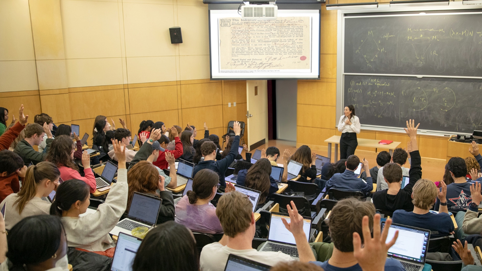 Gronningsater-Sarah_HamiltonsAmerica-class_1600x900