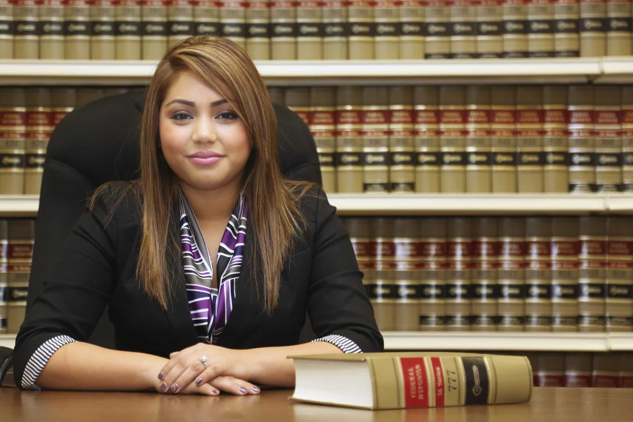 Mexican-Female-Lawyer_Kanner-Pintaluga-scaled