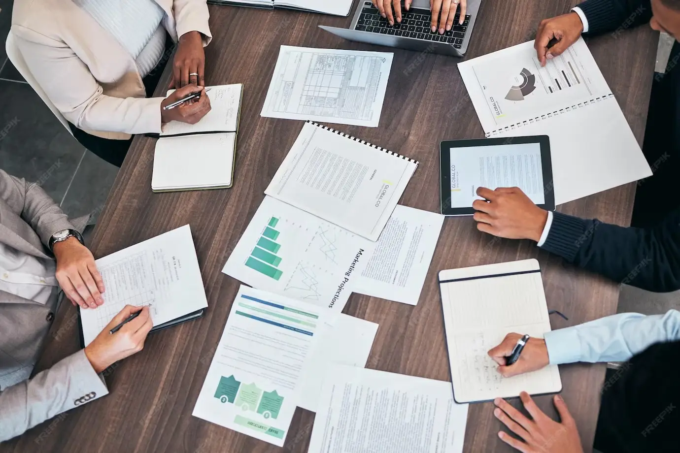 WhatsApp Image 2025-11-26 at 16.43.50